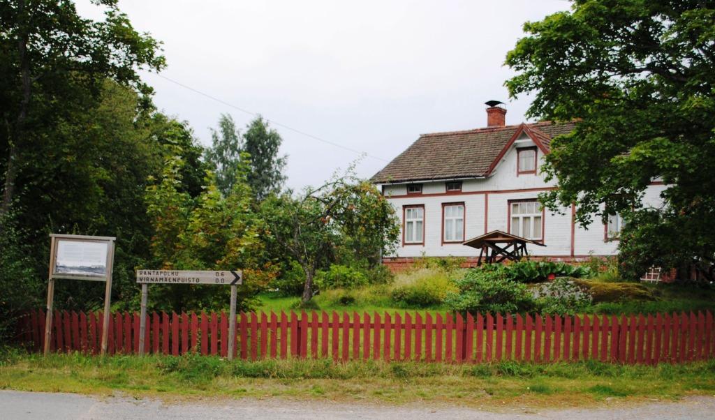 Tätilän talo Halisten kylässä vuonna 2011